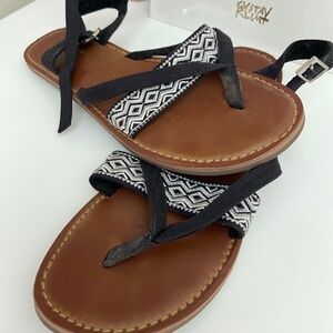 Toms sandals